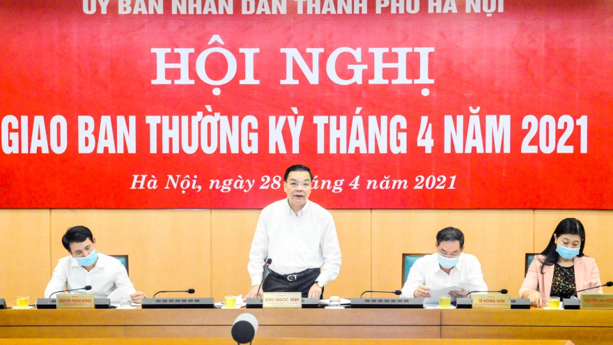 Chủ tịch TP Hà Nội yêu cầu thắt chặt công tác phòng chống Covid-19